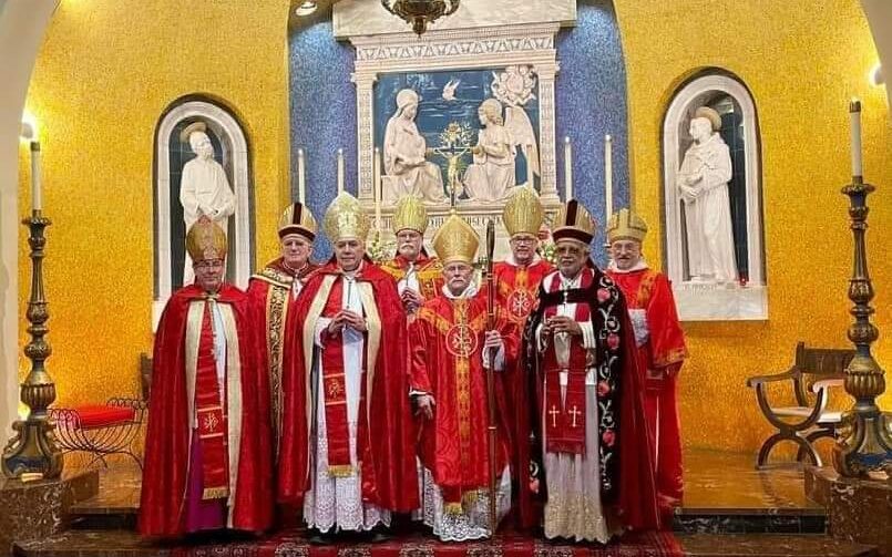 Ordenación Episcopal del Reverendo Robert Hammond en América del Norte