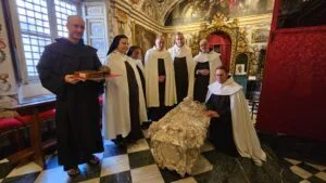 santa-teresa-alba